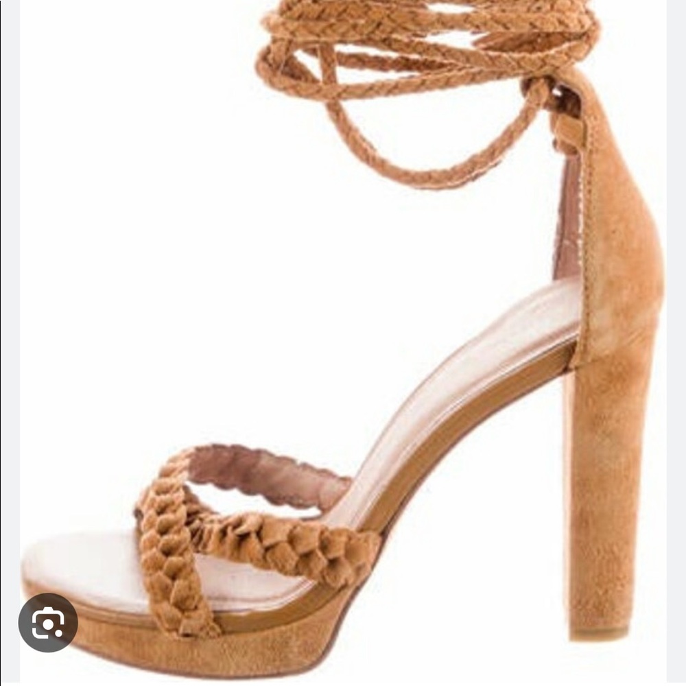 Joie Flo heel
